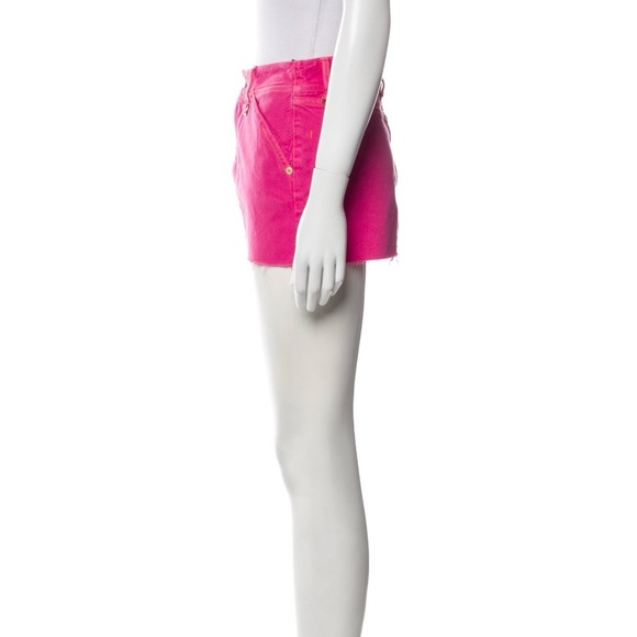 Beautiful hot pink mini Jacquemus skirt. - Picture 2 of 3
